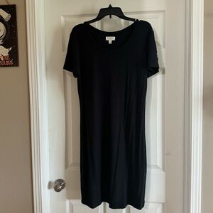Black ribbed dress size XL from Hudson’s north.